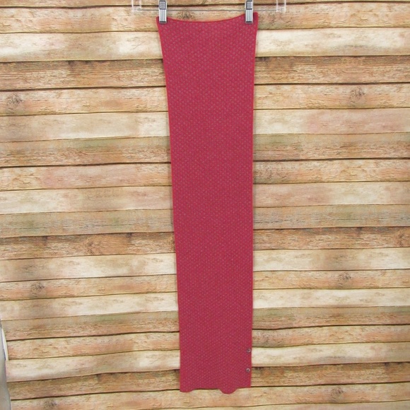 Cashmer Italy Gray/Red Polka Dot Scarf - Picture 7 of 12